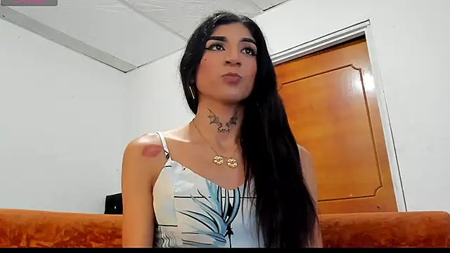 chloe evanx  online show from December 14, 2024, 9:13 pm