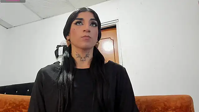 chloe evanx  online show from December 30, 2024, 7:11 pm