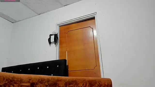 chloe evanx  online show from January 2, 2025, 7:18 pm