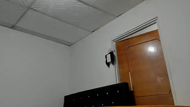 chloe evanx  online show from January 18, 2025, 10:17 pm