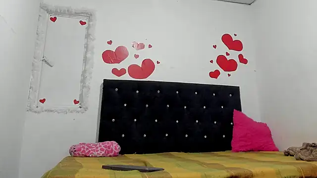 chloe evanx  online show from March 14, 2025, 7:55 pm