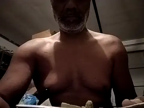 yasohw online show from December 6, 2024, 9:57 pm