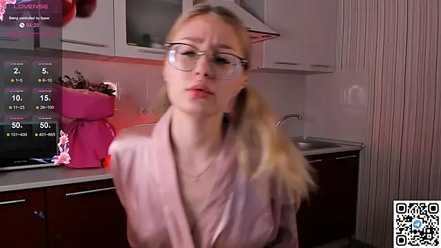 LivyyBossom online show from February 1, 2025, 6:08 pm