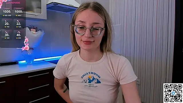 LivyyBossom online show from March 16, 2025, 5:28 pm