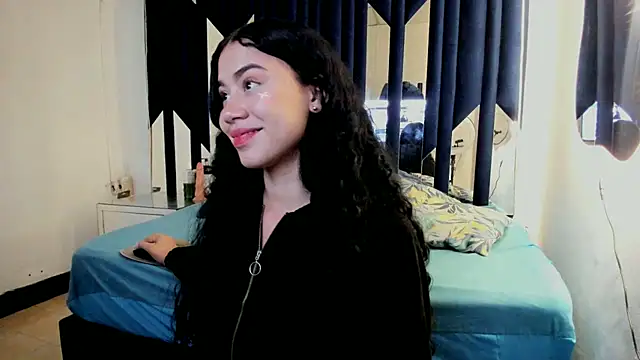 Snapshot of Sofia-candyht chatting on December 22, 2024, 4:39 am Sofia-candyht online show from December 22, 2024, 4:39 am