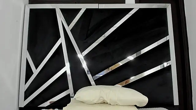 Snapshot of Sofia-candyht chatting on March 8, 2025, 1:39 am Sofia-candyht online show from March 8, 2025, 1:39 am