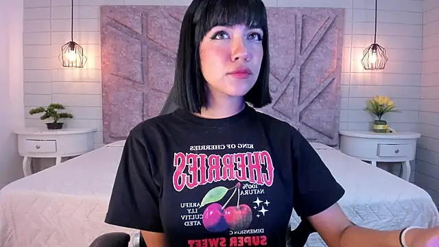 Gianna foxy online show from March 3, 2026, 12:55 pm