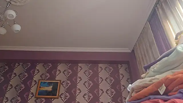 AlejandraDelaney online show from November 21, 2025, 12:26 pm