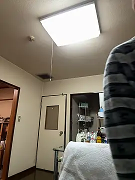 SaneService9 online show from November 3, 2025, 6:53 pm