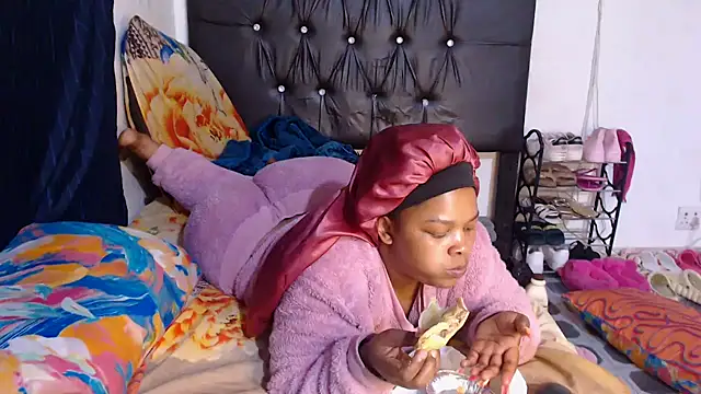 BigbootyNickyx online show from October 29, 2025, 6:53 pm