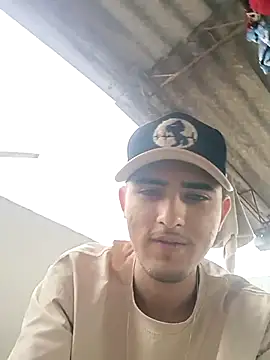 Snapshot of PhilipRich chatting on October 18, 2025, 3:24 pm PhilipRich online show from October 18, 2025, 3:24 pm
