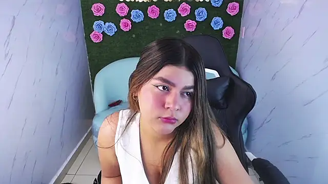 emmalee 01a online show from February 28, 2025, 10:52 am