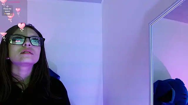 Aurora blossom   online show from January 31, 2025, 1:12 pm