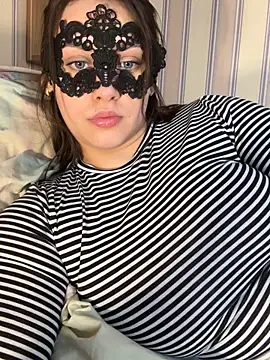 Snapshot of 69Laura696 chatting on March 2, 2026, 1:07 pm 69Laura696 online show from March 2, 2026, 1:07 pm