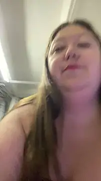 Chloee ep online show from April 1, 2026, 5:08 am