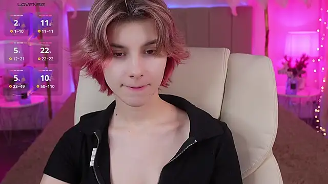 HaylaAmber online show from December 11, 2024, 1:49 pm