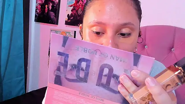 Snapshot of Mila_nixon02 chatting on September 20, 2025, 5:25 pm Mila nixon02 online show from September 20, 2025, 5:25 pm