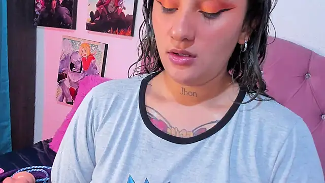 Snapshot of Mila_nixon02 chatting on October 19, 2025, 5:35 pm Mila nixon02 online show from October 19, 2025, 5:35 pm