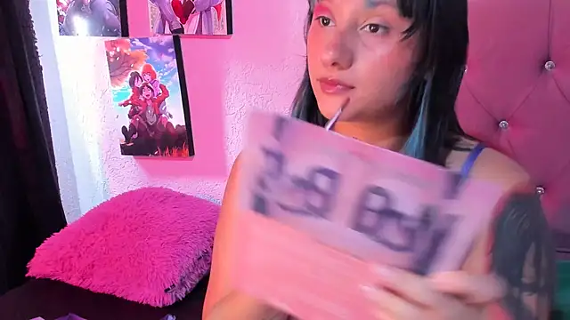 Mila nixon02 online show from June 1, 2026, 4:09 pm