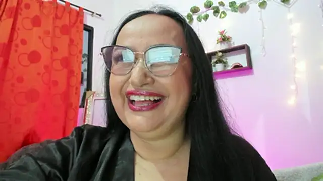 Gia Nahomi online show from January 5, 2026, 10:13 pm