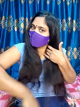 Hot Maleka online show from March 5, 2025, 2:03 am