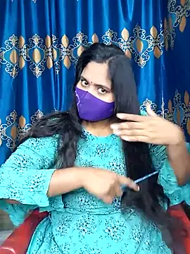 Hot Maleka online show from March 22, 2025, 1:22 am