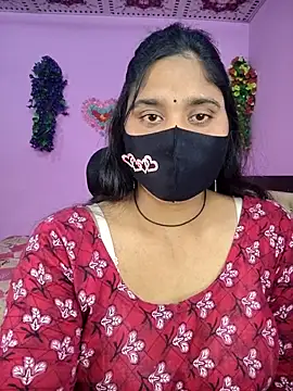 Hot Maleka online show from March 4, 2026, 4:46 pm