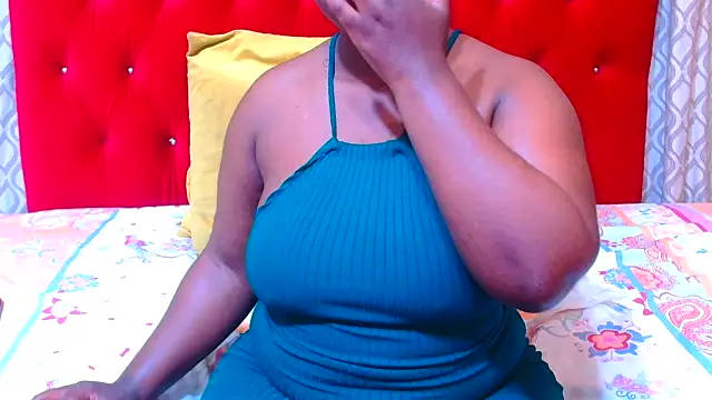 Snapshot of sexychocolatbox10 chatting on September 21, 2025, 5:42 am sexychocolatbox10 online show from September 21, 2025, 5:42 am