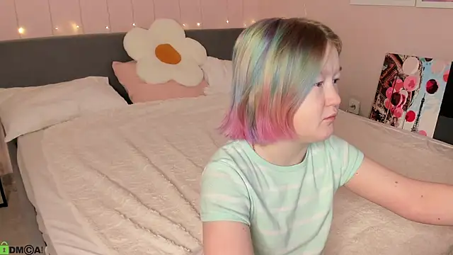 Snapshot of Sara_Robinson chatting on February 6, 2026, 2:38 am Sara Robinson online show from February 6, 2026, 2:38 am