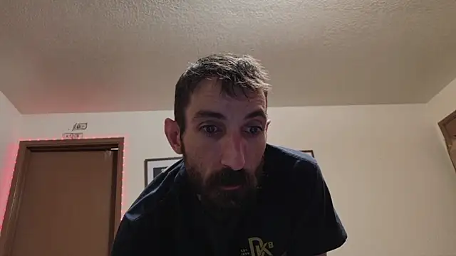 SlammyDjr online show from November 29, 2025, 11:41 pm