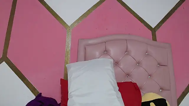 Snapshot of Vicky_Love_ chatting on January 31, 2025, 10:42 am Vicky Love online show from January 31, 2025, 10:42 am