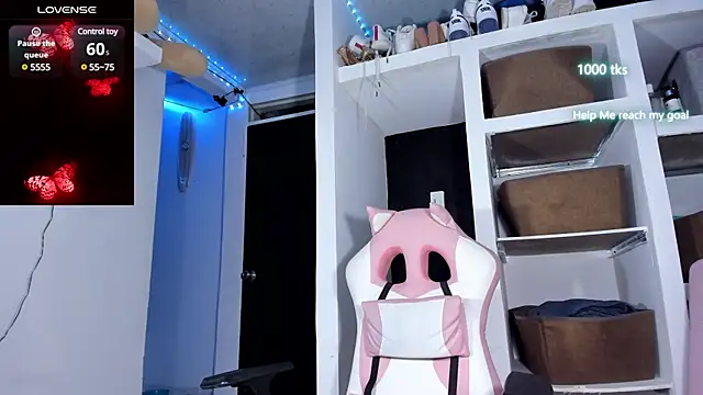 emily palmeer online show from February 8, 2025, 9:13 am