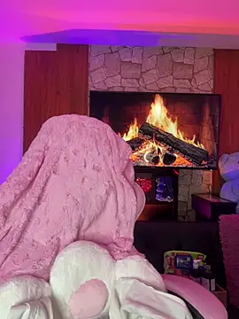 Tamara Roberts1 online show from April 1, 2026, 3:07 am