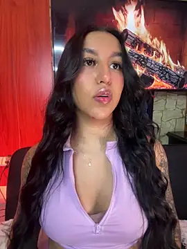 Tamara Roberts1 online show from May 21, 2026, 2:18 am