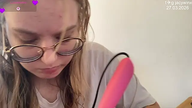 JacyWinslat online show from March 27, 2026, 10:04 am