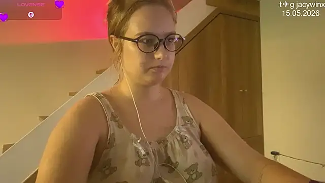 Snapshot of JacyWinslat chatting on May 15, 2026, 2:46 pm JacyWinslat online show from May 15, 2026, 2:46 pm