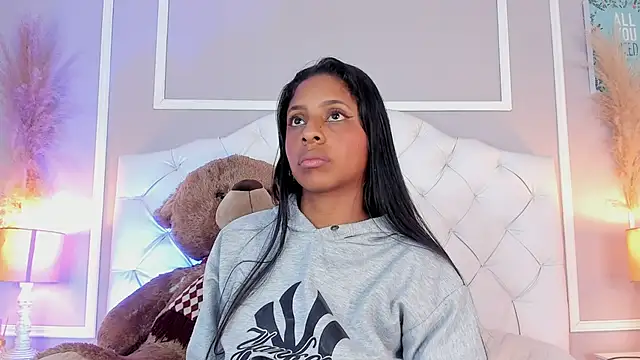 evelyn evony online show from December 24, 2024, 10:11 am