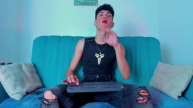 NeoRaptis online show from March 22, 2025, 8:15 pm