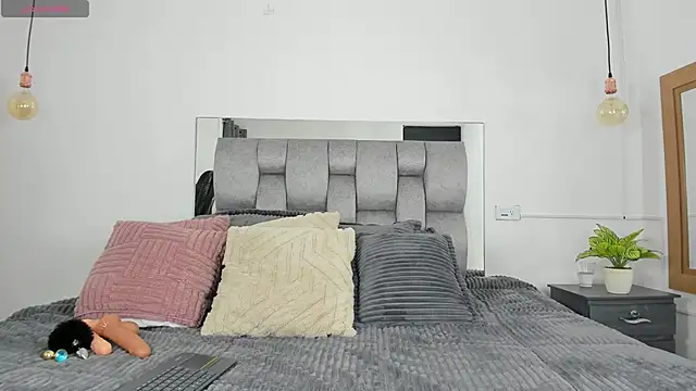 samarawells online show from January 14, 2025, 9:09 pm