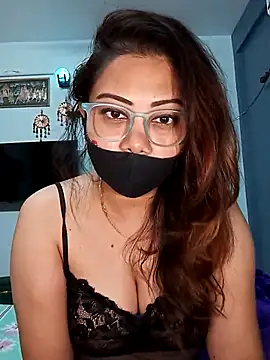 Snapshot of Cute-mona chatting on March 12, 2025, 7:38 pm Cute-mona online show from March 12, 2025, 7:38 pm