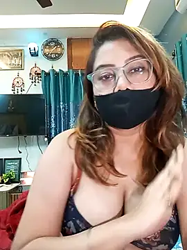 Snapshot of Cute-mona chatting on December 20, 2025, 8:05 pm Cute-mona online show from December 20, 2025, 8:05 pm