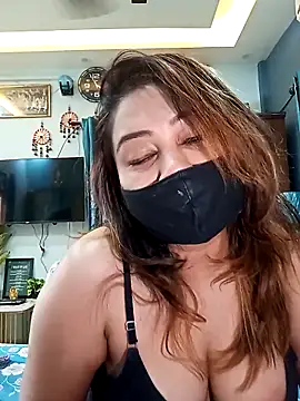 Cute-mona online show from February 19, 2026, 10:22 am