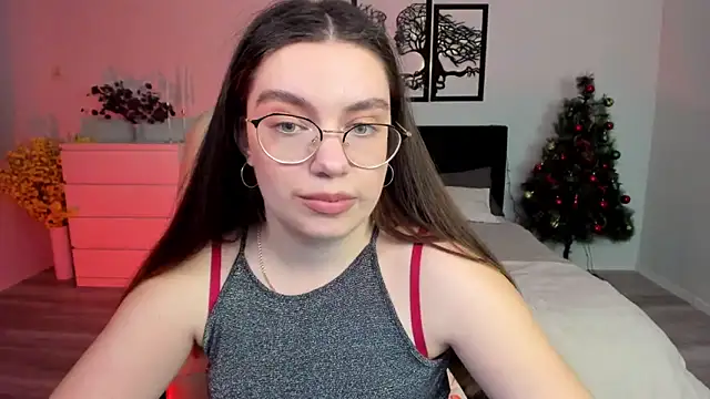 DaniellaLovely online show from December 20, 2024, 3:21 pm