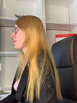 Alexa Handler online show from April 17, 2026, 8:01 pm