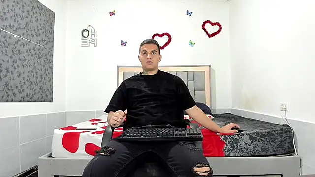 simookeler online show from September 29, 2025, 3:00 am