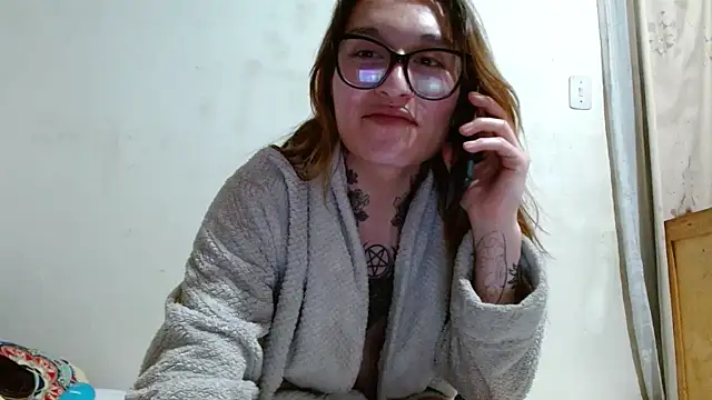 kittenlizz online show from February 14, 2025, 12:09 am