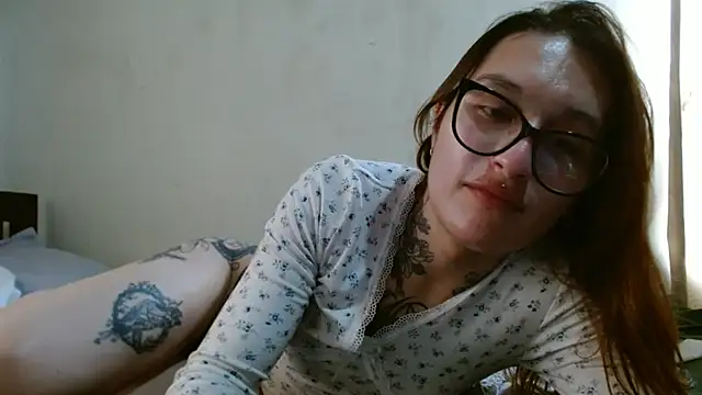 kittenlizz online show from March 7, 2025, 6:00 pm