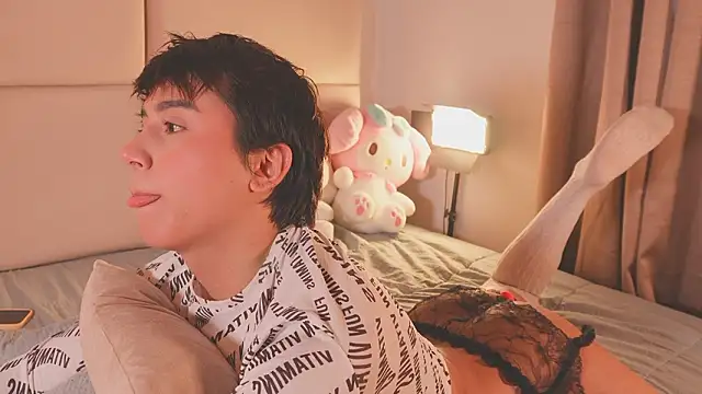 SweetHanson online show from February 25, 2026, 7:34 pm