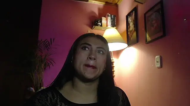 bunnyemilyrose36 online show from December 23, 2025, 7:50 am