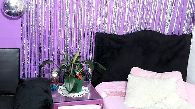 Zara47sweet online show from February 14, 2025, 9:53 pm